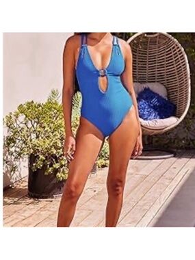 BECCA One Piece Swimsuit Ribbed Ring Cutout Size Large Blue New